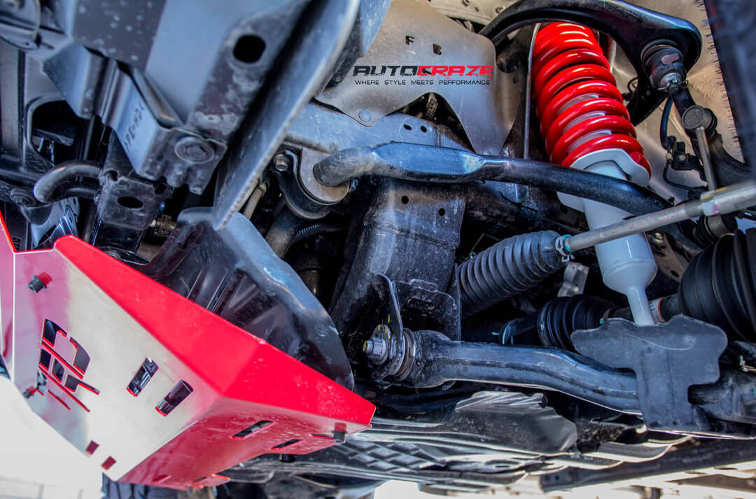 Toyota-Hilux-Fuel-Crush-Wheels-Toyo-Open-Country-Tyres-Suspension