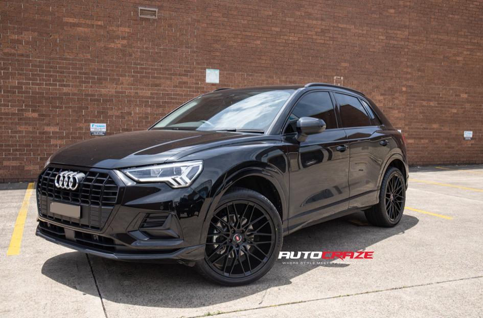 AUDI Q3 IFG36 FLAT BLACK