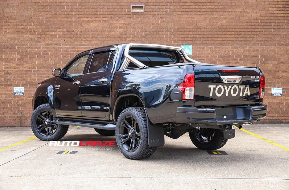 TOYOTA HILUX N80 4WD BROOKLYN MATTE BLACK