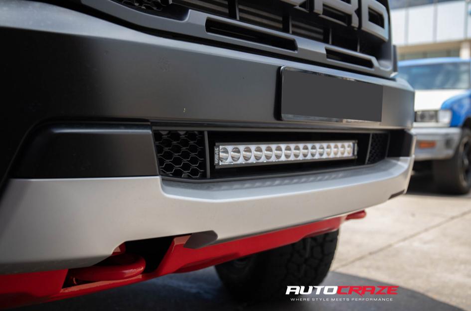 FORD RANGER RAPTOR ASSAULT GLOSS BLACK MILLED ACCENTS