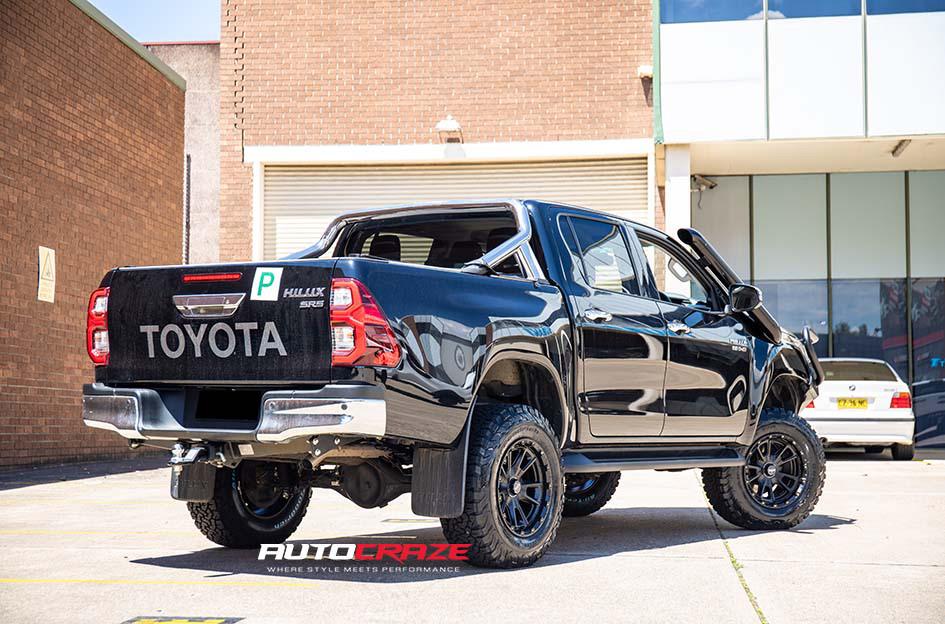 TOYOTA HILUX N80 4WD SYNC SATIN BLACK