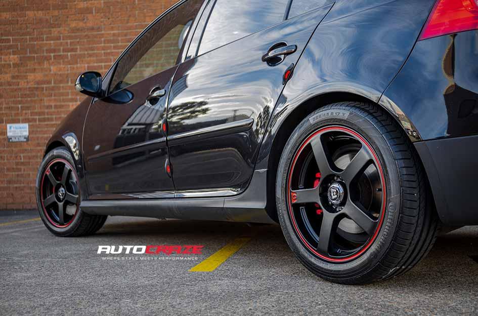 VOLKSWAGEN GOLF MR116 MATTE BLACK RED EDGE