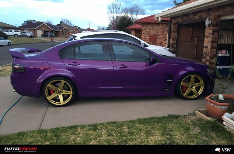 HOLDEN-COMMODORE-FRC-GOLD