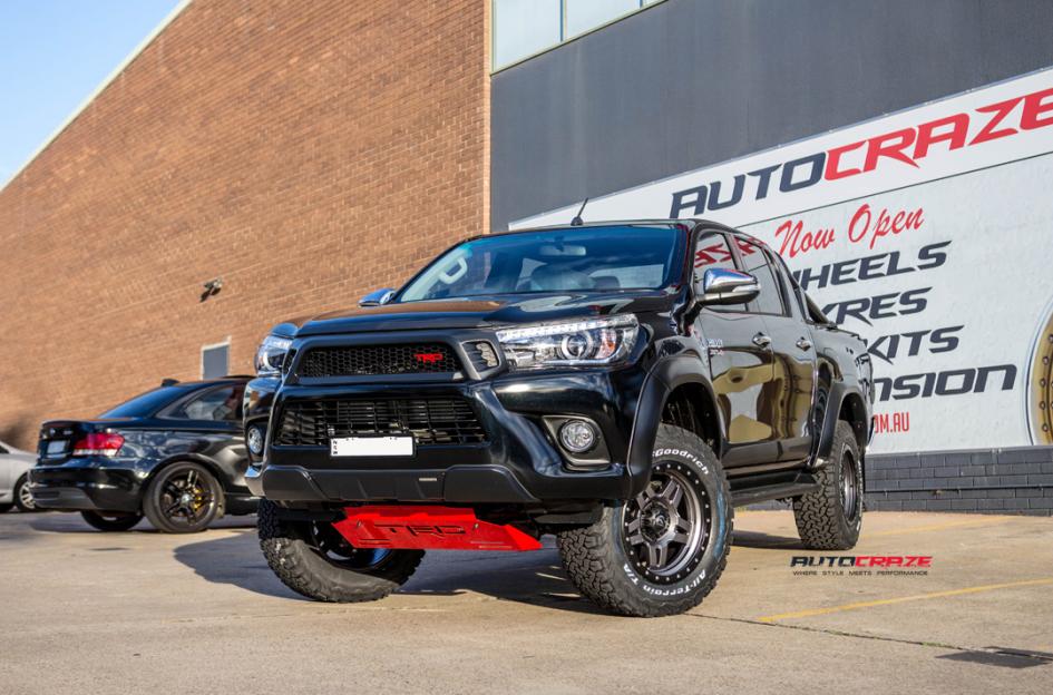 TOYOTA HILUX N80 4WD ANZA MATTE ANTHRACITE WITH BLACK RING