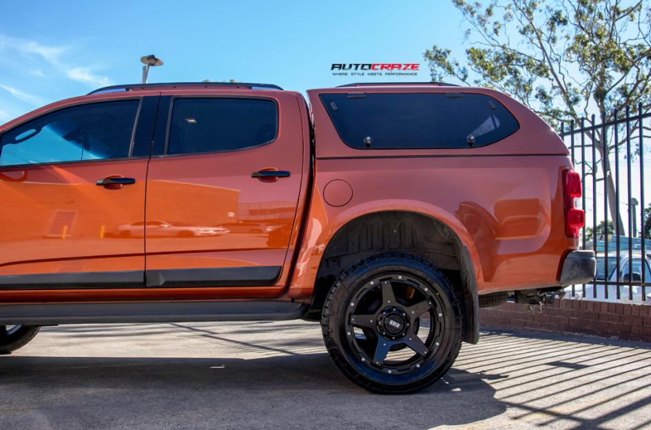 HOLDEN COLORADO GD04 MATTE BLACK