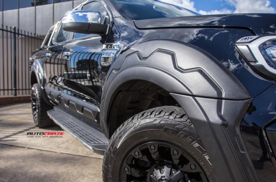 FORD-RANGER-VAPOR-MATTE-BLACK