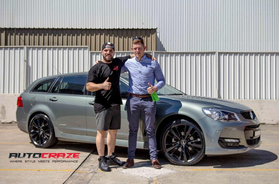 HOLDEN-COMMODORE-KAPTIVE-SATIN-BLACK