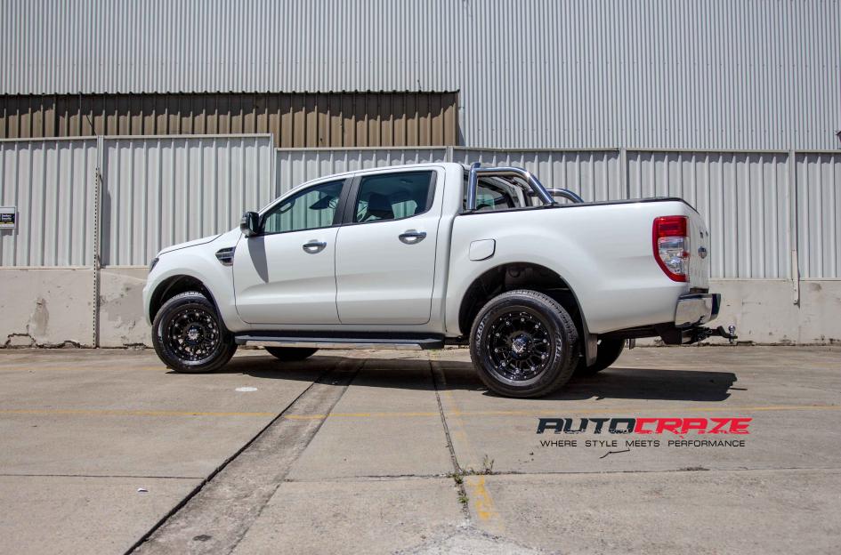 FORD RANGER HOSS XD GLOSS BLACK