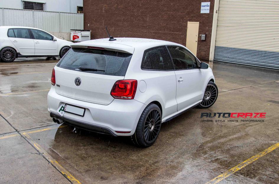 VOLKSWAGEN POLO IND T MATTE BLACK TINTED FACE