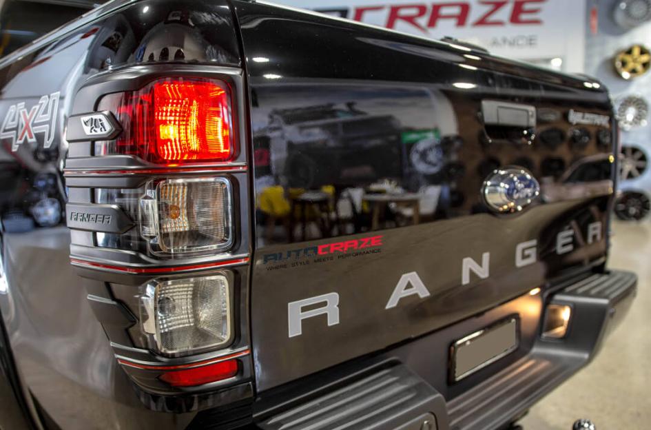 FORD RANGER ASSAULT GLOSS BLACK MILLED ACCENTS