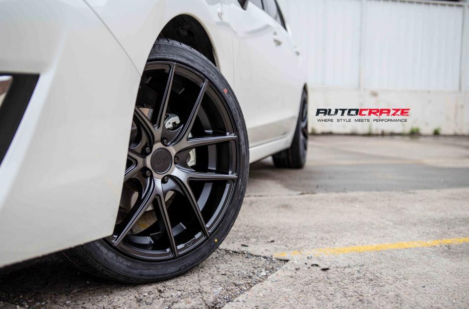 SUBARU IMPREZA TARGA BLACK   MACHINED WITH DOUBLE DARK TINT