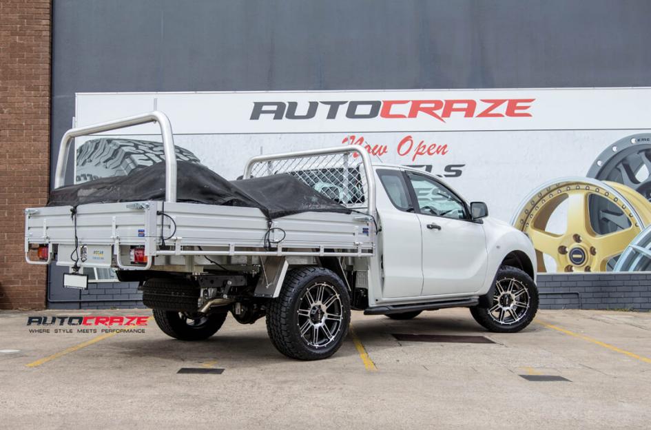 MAZDA BT 50 HE900 GLOSS BLACK MACHINED
