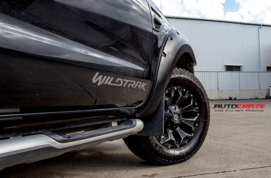 FORD RANGER ASSAULT GLOSS BLACK MILLED ACCENTS 20