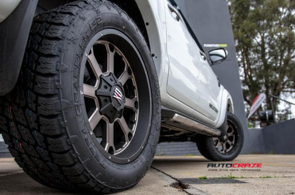 FORD RANGER BUCK 25 XD MATTE BLACK MACHINED FACE