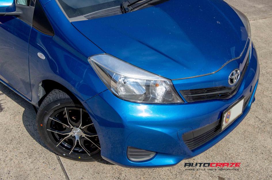 TOYOTA-YARIS-POISON-BLACK-MACHINED-FACED