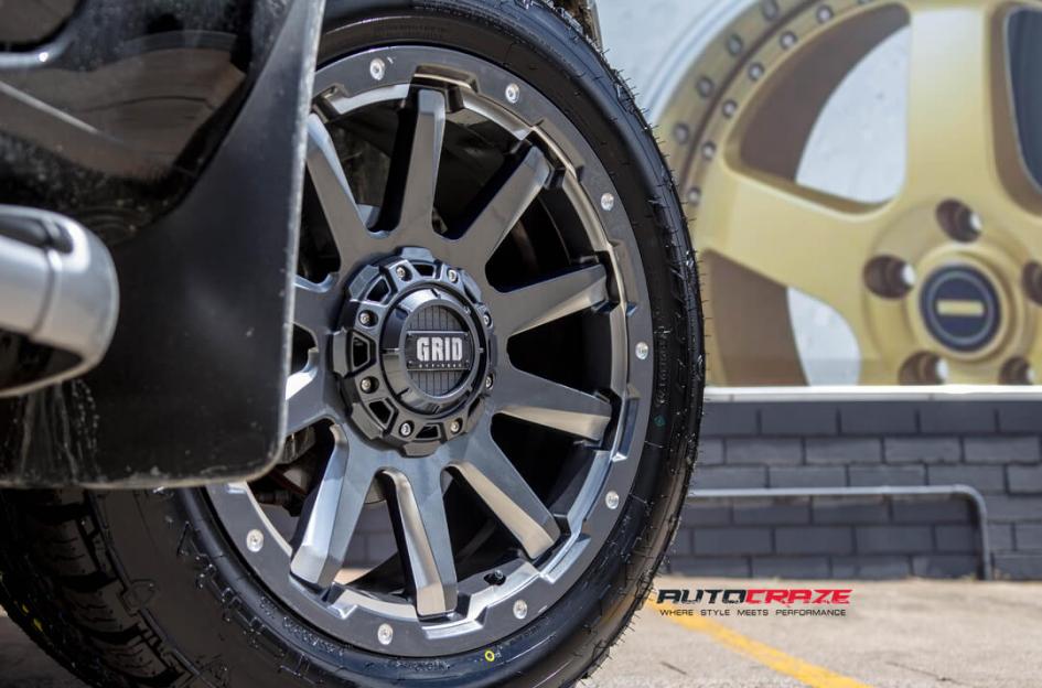 NISSAN NAVARA GD05 GRAPHITE WITH MILLED ACCENTS