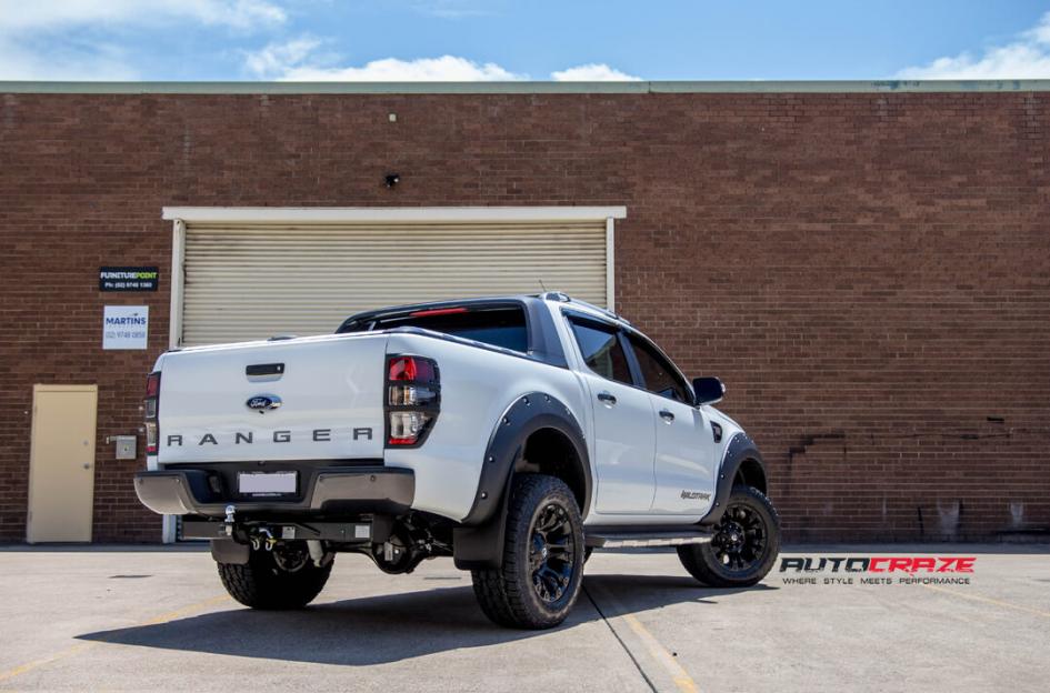 FORD-RANGER-VAPOR-MATTE-BLACK