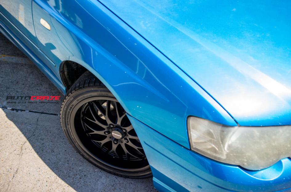 FORD FALCON CHEETAH SPORTS BLACK SUEDE