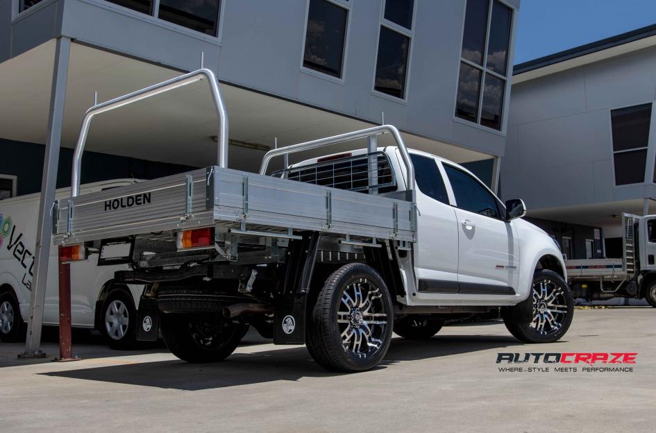 HOLDEN COLORADO HE835 GLOSS BLACK MACHINED FACE