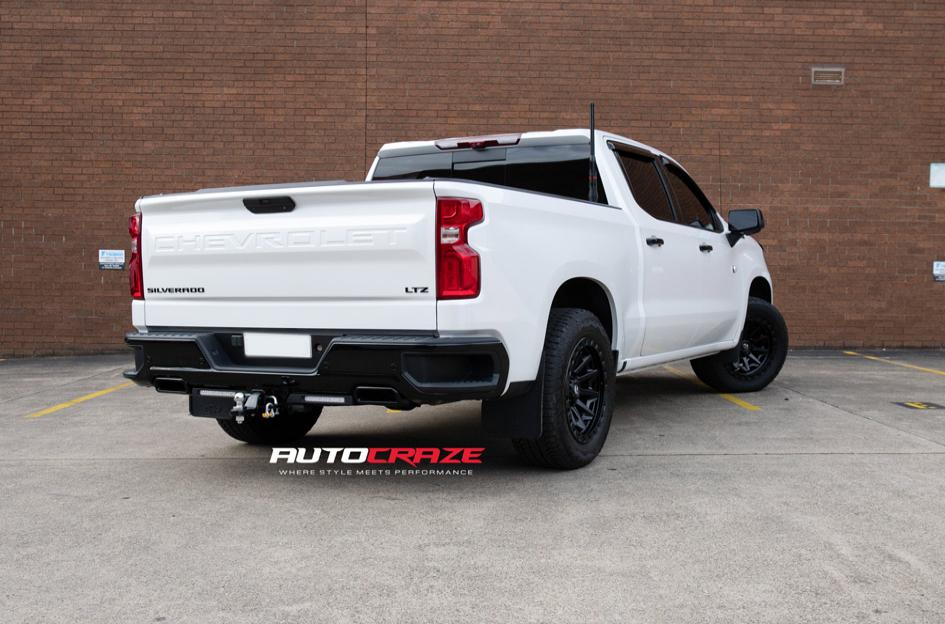 CHEVROLET SILVERADO COVERT MATTE BLACK