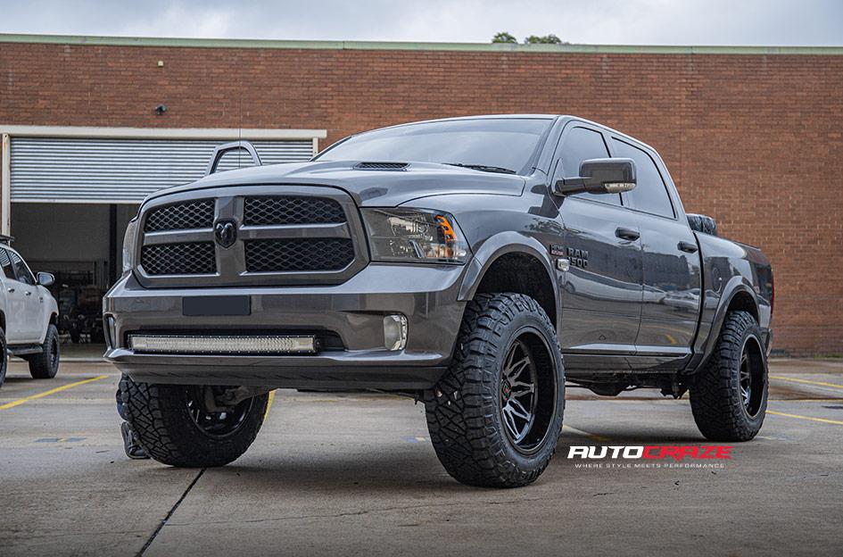 DODGE-RAM-XD859-GUNNER-GLOSS-BLACK-MACHINED-GREY-TINT