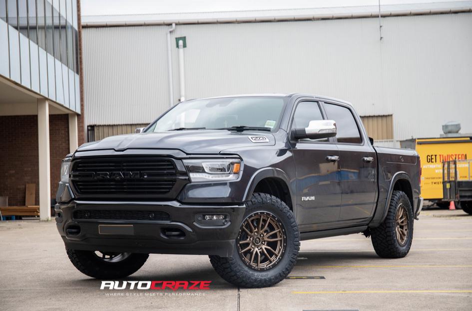 DODGE RAM REBEL MATTE BRONZE BLACK LIP