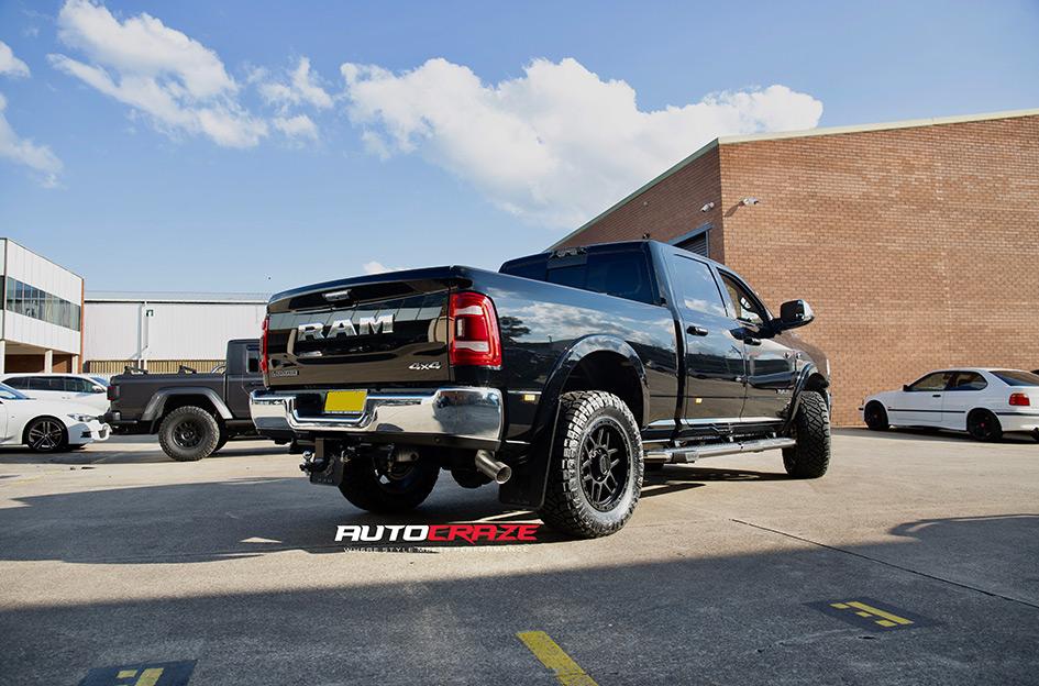 DODGE RAM MESA SATIN BLACK W GLOSS BLACK LIP