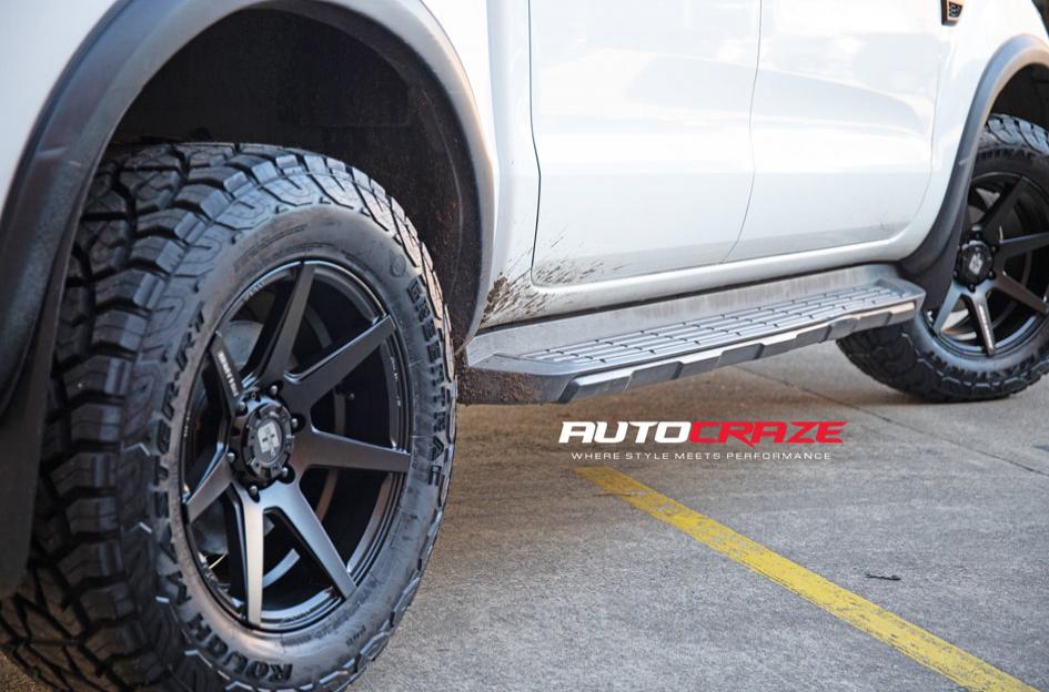 FORD RANGER AVALANCHE MATTE BLACK FRONT MILLED