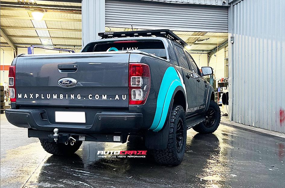 FORD RANGER CLASH GLOSS BLACK