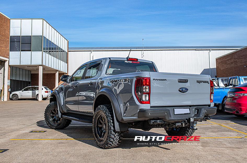 FORD RANGER RAPTOR OCEANO GLOSS BLACK