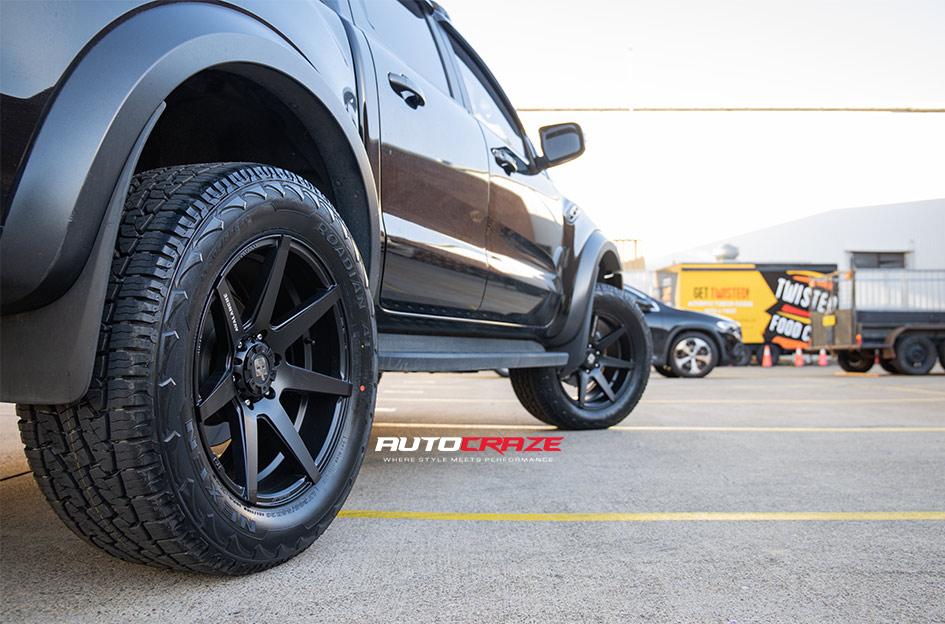 FORD RANGER RAPTOR AVALANCHE MATTE BLACK FRONT MILLED