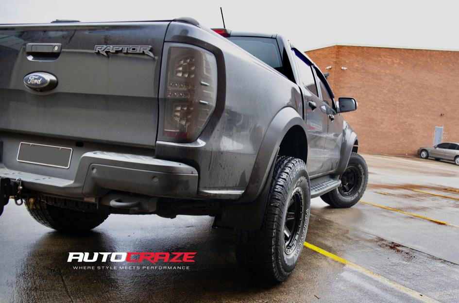 FORD RANGER RAPTOR BLOCK MATTE BLACK