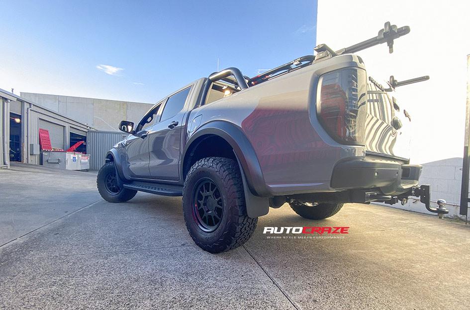 FORD RANGER RAPTOR MR149 SATIN BLACK