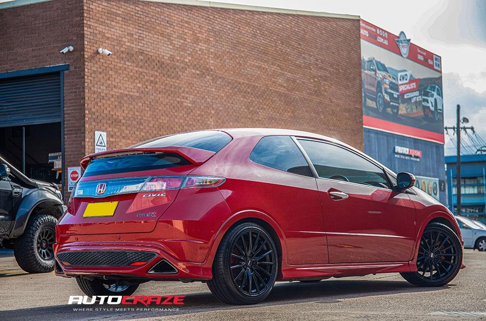 HONDA CIVIC 5 STUD DAYTONA MATTE BLACK
