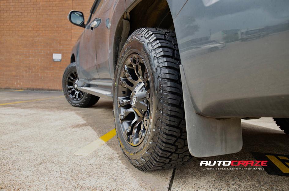 MITSUBISHI PAJERO SPORT VAPOR MATTE BLACK