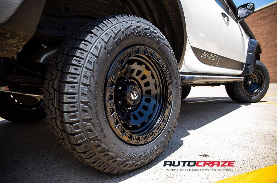 MITSUBISHI TRITON ZEPHYR MATTE BLACK