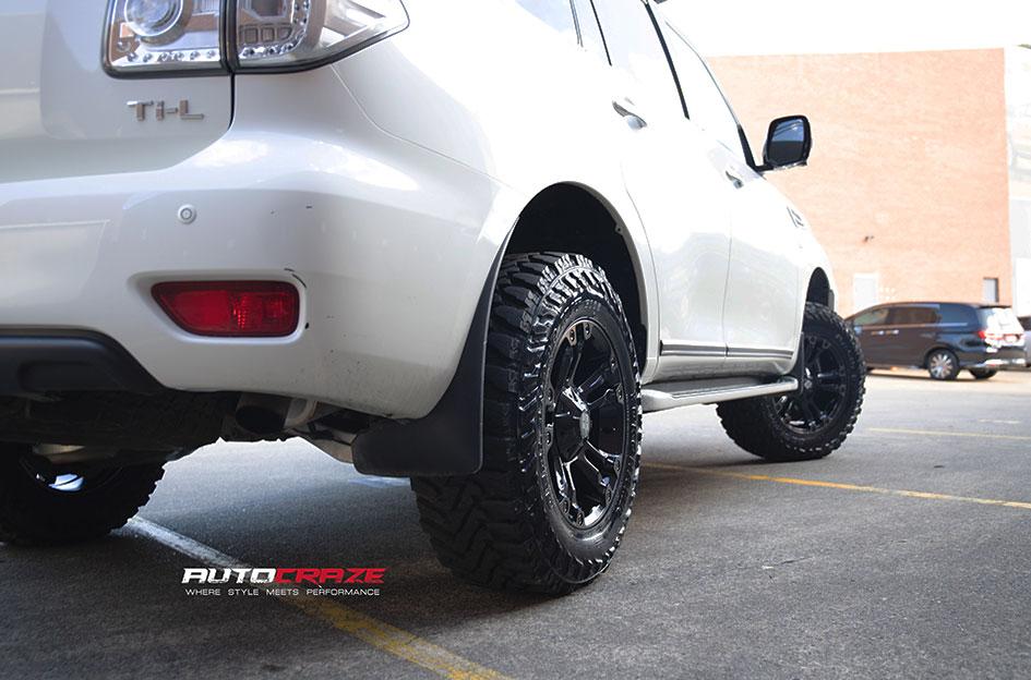 NISSAN PATROL BROOKLYN BLACK MACHINED WITH DARK TINT