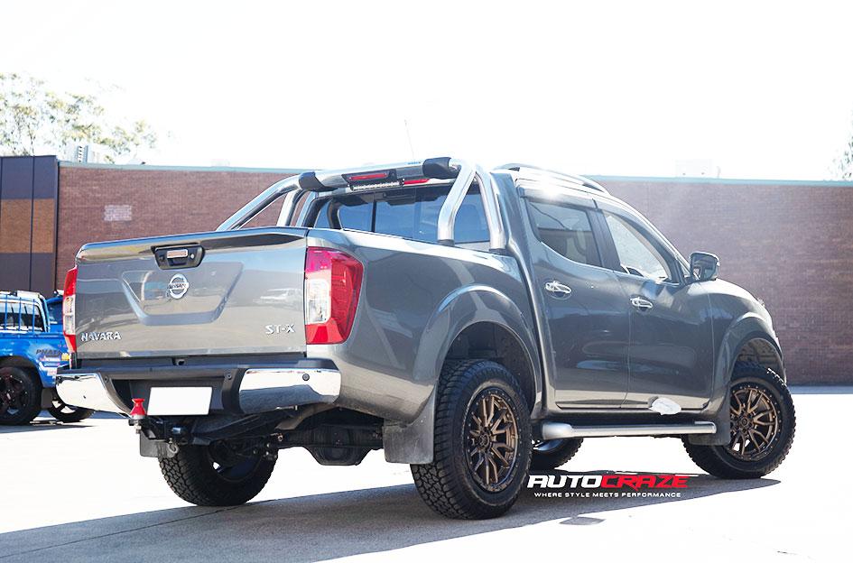 NISSAN NAVARA REBEL MATTE BRONZE BLACK LIP