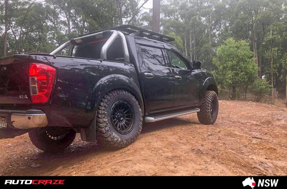 NISSAN NAVARA KM542 IMPACT SATIN BLACK