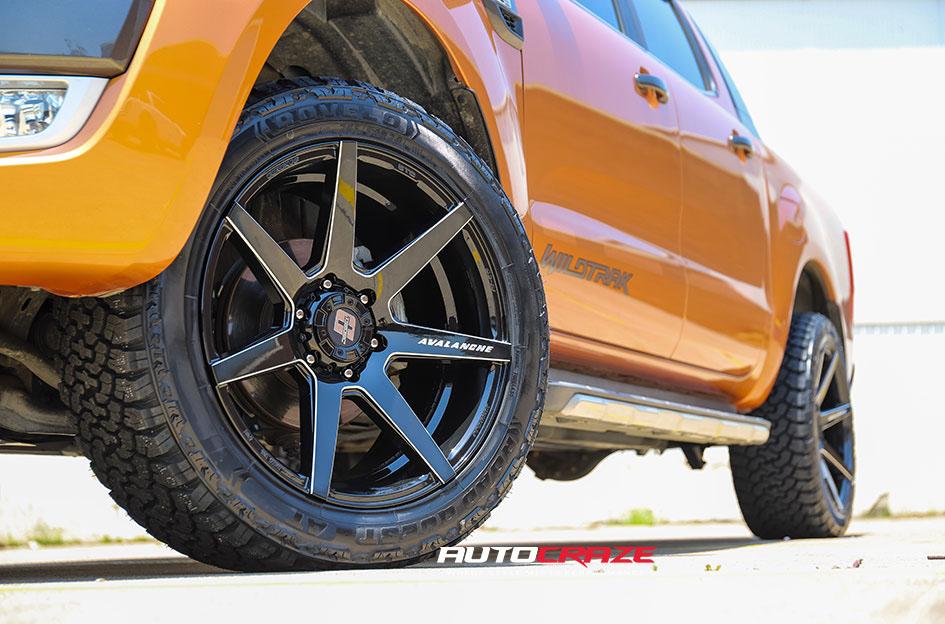 FORD RANGER AVALANCHE GLOSS BLACK MILLED ACCENTS