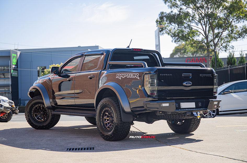 FORD RANGER RAPTOR COVERT BRONZE BLACK LIP