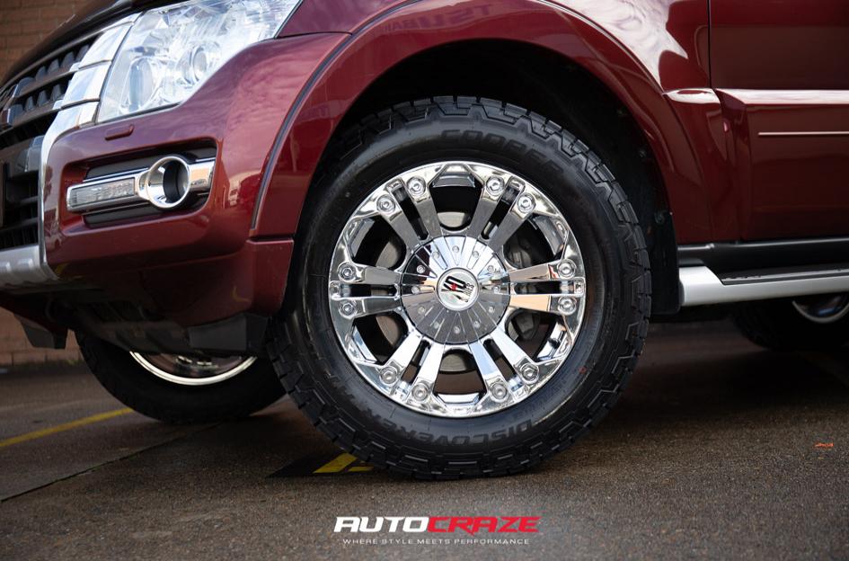MITSUBISHI PAJERO MONSTER XD CHROME