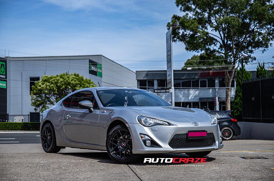 TOYOTA 86 IFG 38 BLACK