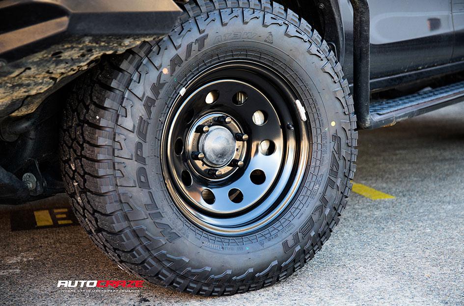 TOYOTA HILUX N80 4WD HEAVY DUTY MINE SPEC BLACK 