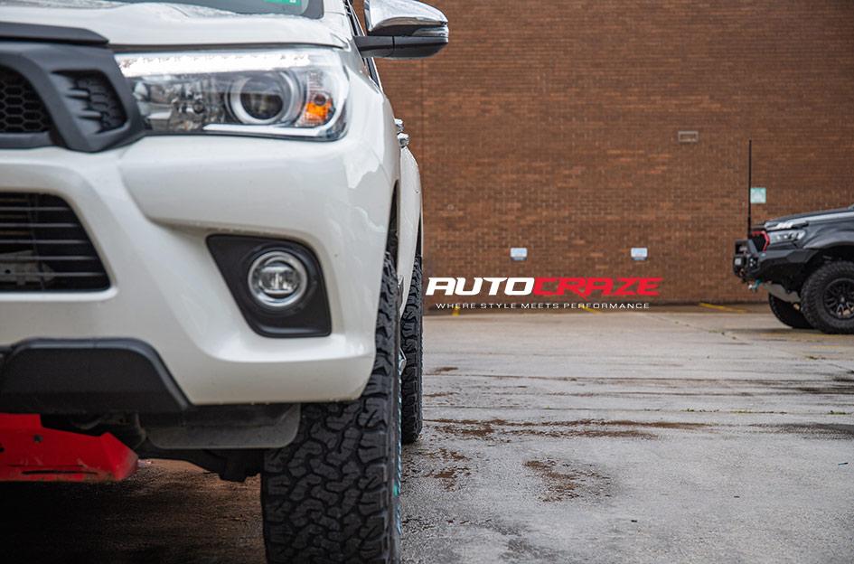 TOYOTA HILUX N80 4WD SABBATH GREY DARK TINT