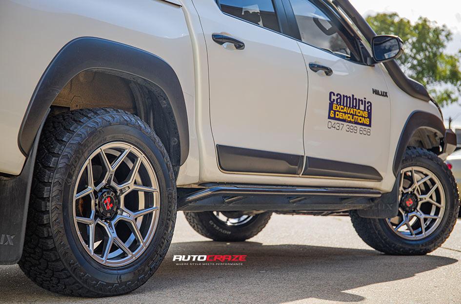 TOYOTA HILUX 4WD SABBATH HYPERBLACK