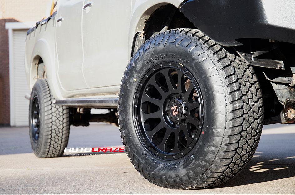 TOYOTA HILUX N70 4WD VICTIM MATTE BLACK