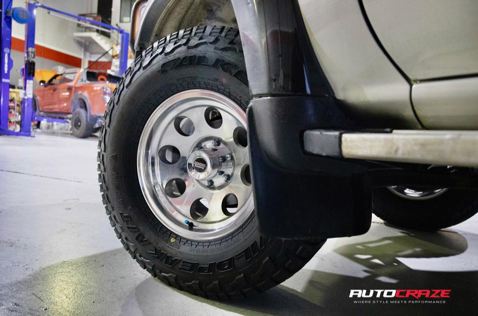 TOYOTA LANDCRUISER BAJA POLISHED