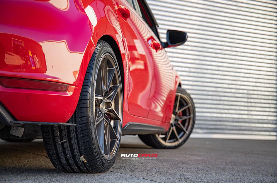 VOLKSWAGEN-GOLF-TOXIN-DUAL-BRONZE