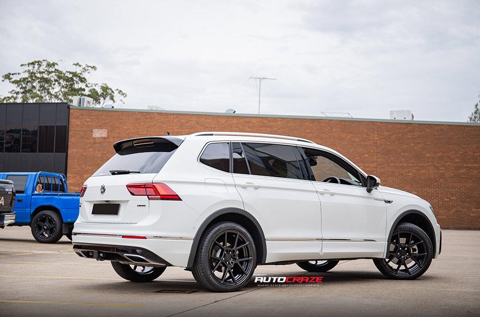VOLKSWAGEN TIGUAN KPS MATTE BLACK